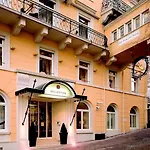 Heliopark Bad Zum Hirsch Hotel 4*