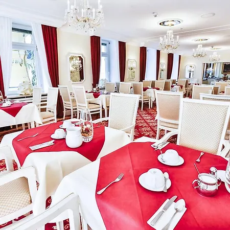 Szálloda Heliopark Bad Zum Hirsch Baden-Baden