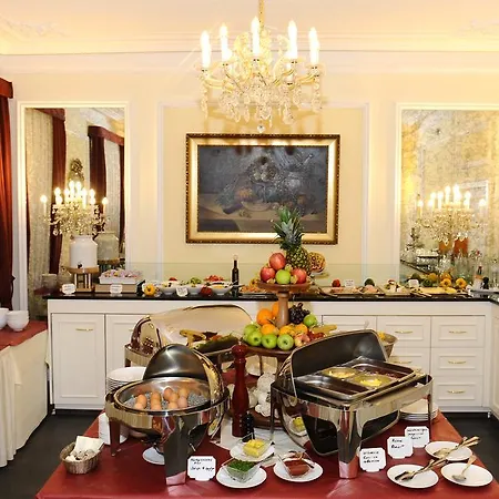 Heliopark Bad Zum Hirsch Hotel 4*