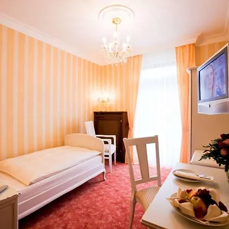 هيليوبارك باد تْسوم هيرش 4*