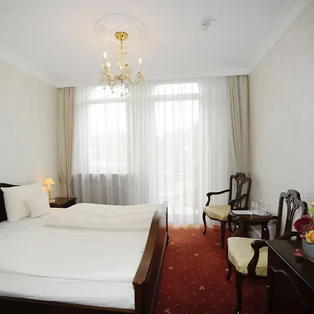 Heliopark Bad Zum Hirsch 4* Baden-Baden