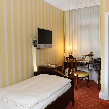 Heliopark Bad Zum Hirsch Hotel