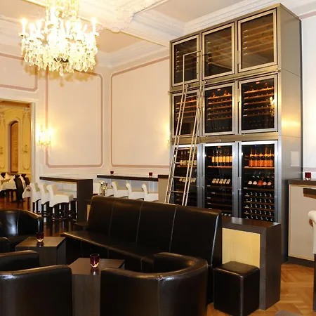 Heliopark Bad Zum Hirsch Hotel