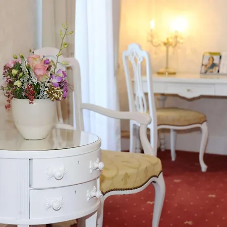 Heliopark Bad Zum Hirsch 4*