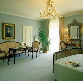 Heliopark Bad Zum Hirsch Hotel