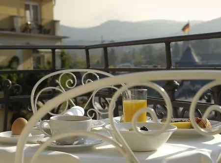 ヘリオパーク バート ツム ヒルシュ ホテル バーデン＝バーデン